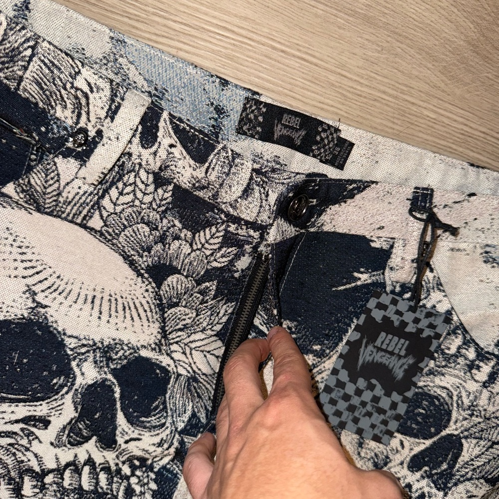 Skeleton Grunge Navy/Ivory Tapestry Heavyweight Straight Cargo Pants 36x32 NEW🔥 - Picture 4 of 11